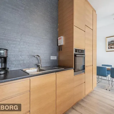 Apartment Venture Vacation-king Bed, With Free Parking *