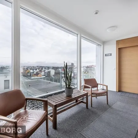 Apartment Venture Vacation-king Bed, With Free Parking